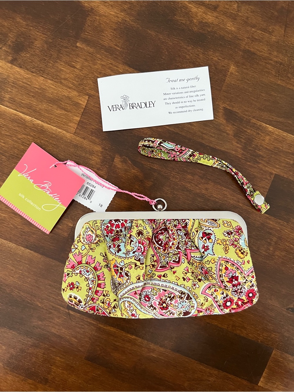 Vera Bradley Pistachio Paisley Silk Wristlet - Picture 1 of 8